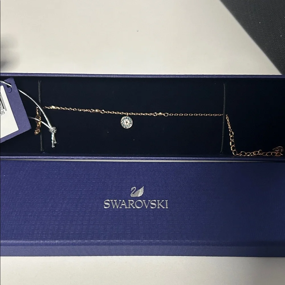 PERFECT 4 VALENTINES - BN NEVER WORN Swarovski Rose Gld Bracelet w/ 🧿 Charm - Picture 3 of 5